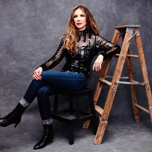 LIKE MY LUX SHOW LISTING FOR LIVE SHOWS! - Picture 4 of 15